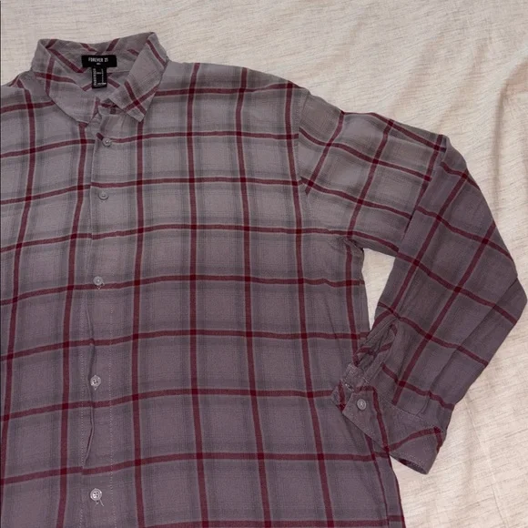 Forever 21 Gray and Red Plaid Shirt Men’s Size Large - Picture 3 of 5